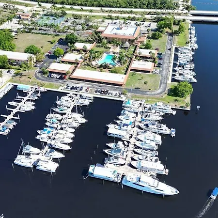 Fish/Boat & Relax Resort Marina Gem On The Water! North North Naples Extérieur photo
