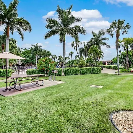 Fish/Boat & Relax Resort Marina Gem On The Water! North North Naples Extérieur photo